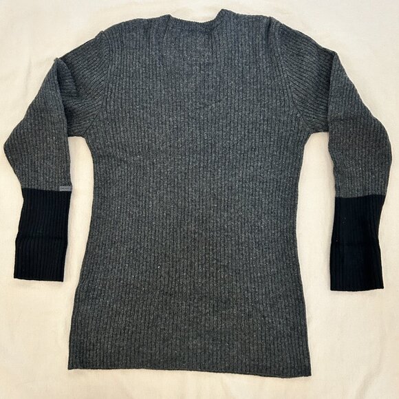 DKNY Sweater - M - Picture 2 of 2